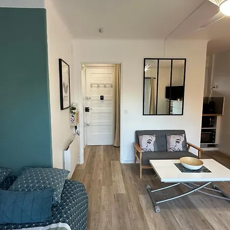 Renove - Le Cosy A 150m De La Saint-Raphael (Var)