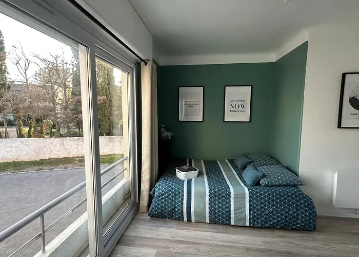 Renove - Le Cosy A 150m De La דירה Saint-Raphaël